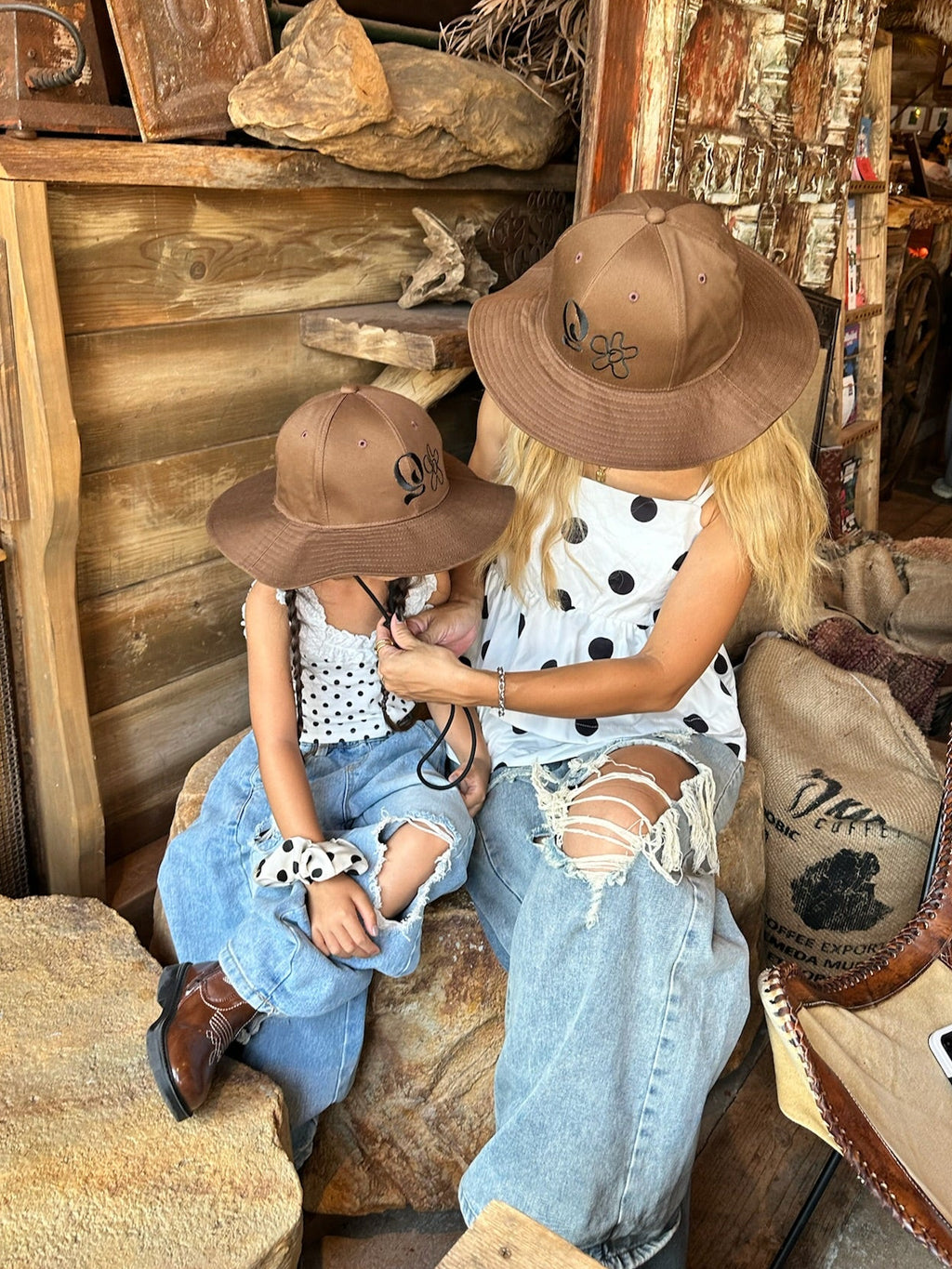 Heidi × QUEEZ  COLLABORATION HAT