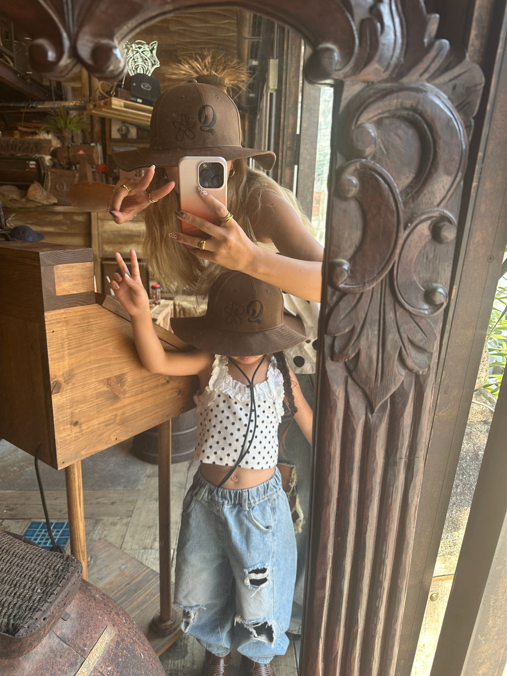 Heidi × QUEEZ  COLLABORATION HAT